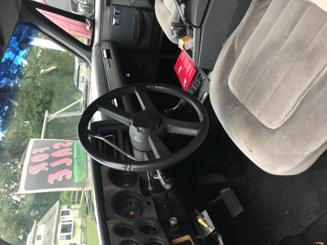 1990 Black Ford F-150 SUV