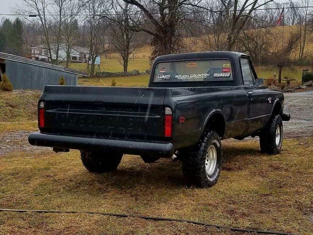 1968 Black Chevrolet C/K Pickup 1500 k10 fleetside