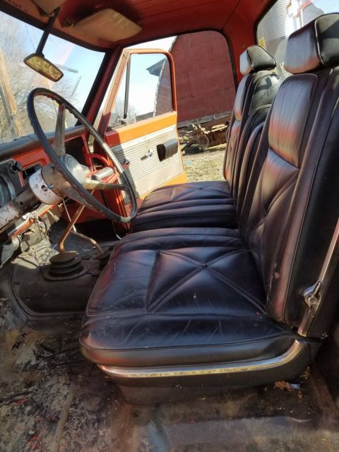 1968 Black Chevrolet C/K Pickup 1500 k10 fleetside