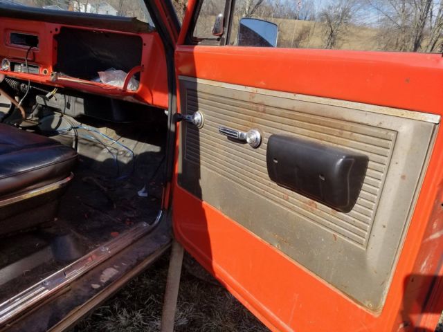 1968 Black Chevrolet C/K Pickup 1500 k10 fleetside