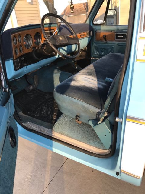 1977 Blue Chevrolet C/K Pickup 1500 Cab & Chassis