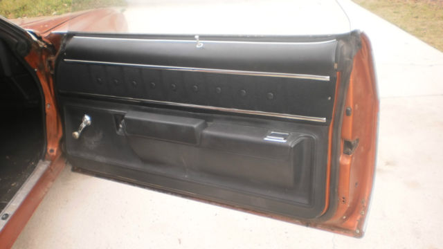 1975 Orange Chevrolet Malibu Coupe