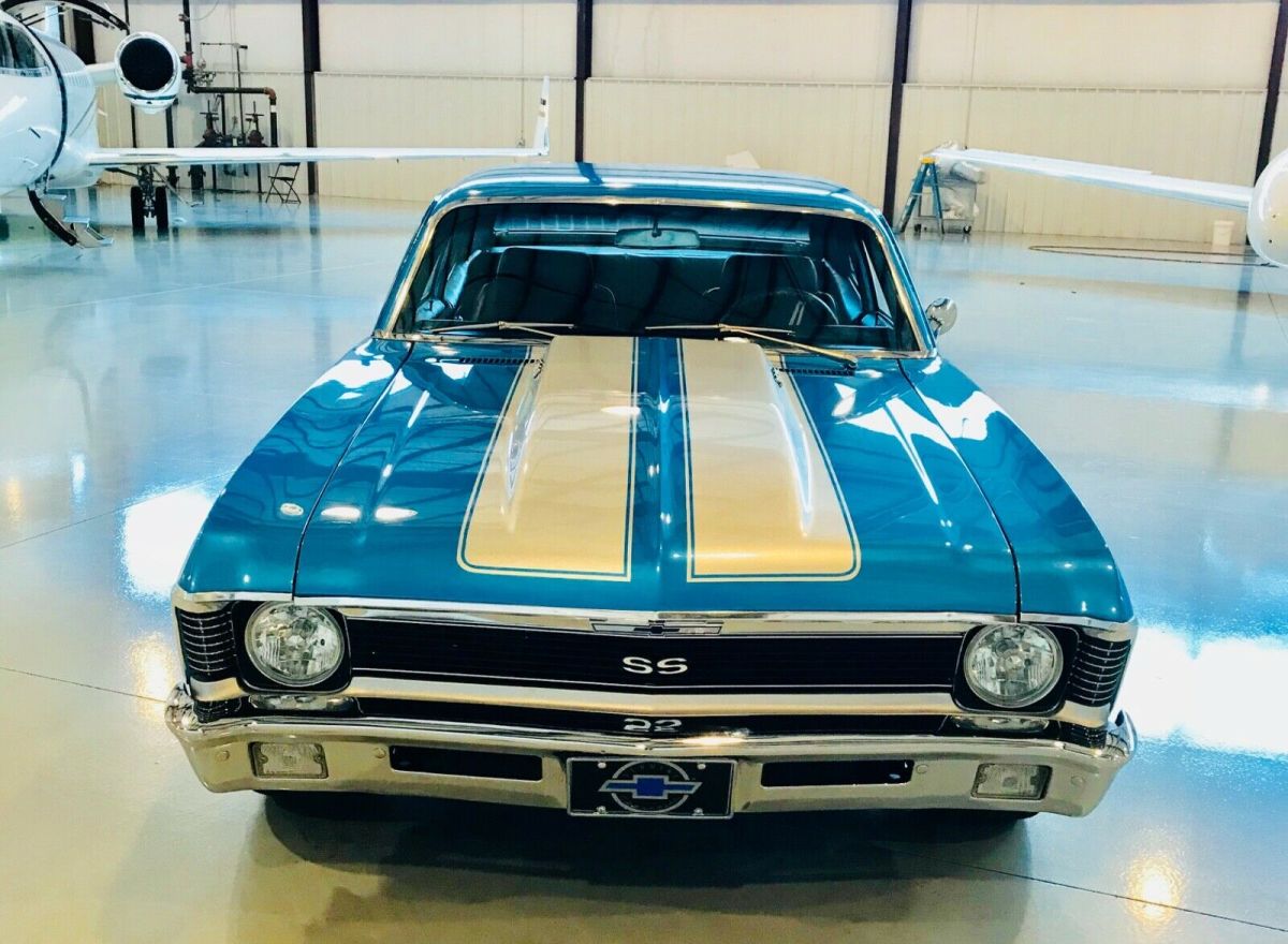 1970 Blue Chevrolet Nova Coupe