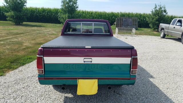 1984 Burgundy Chevrolet S-10 Extended Cab Pickup