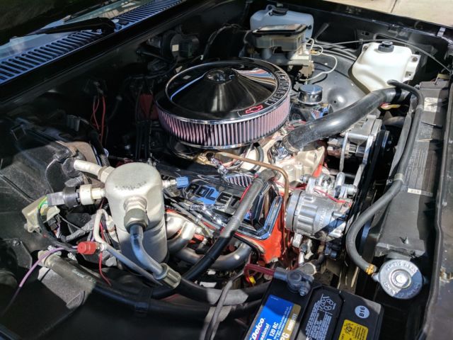 1985 Black Chevrolet S-10 Standard Cab Pickup