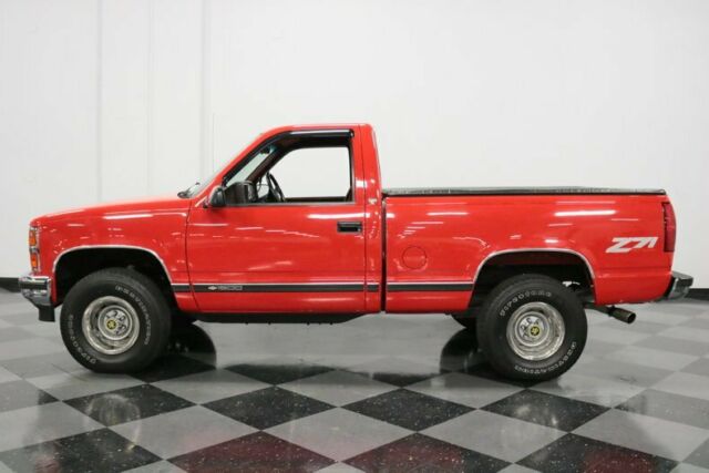 1989 Red Chevrolet Silverado 1500 Pickup Truck