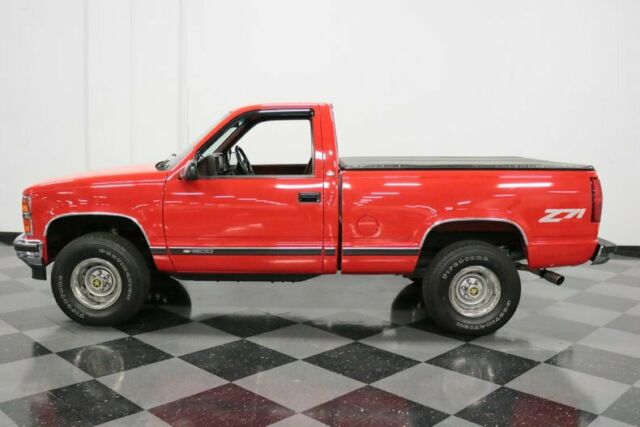 1989 Red Chevrolet Silverado 1500 Pickup Truck