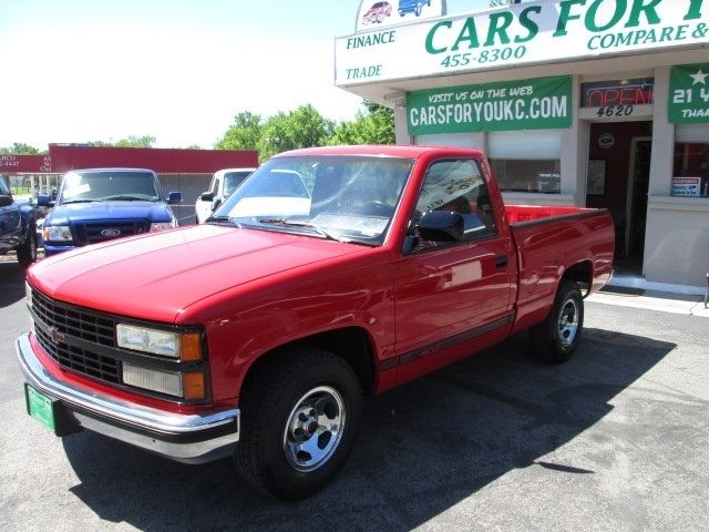 1992 Red Chevrolet C/K Pickup 1500 Truck