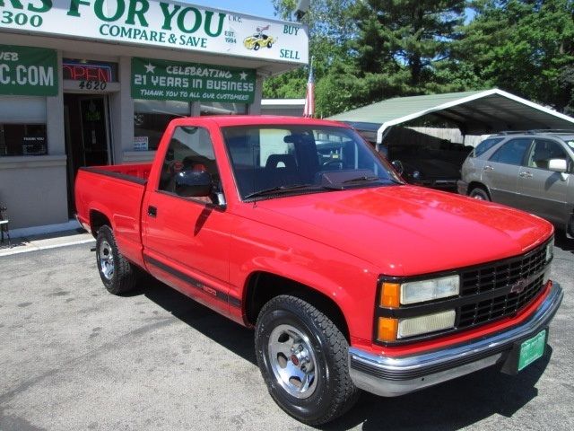 1992 Red Chevrolet C/K Pickup 1500 Truck