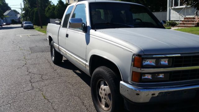 1985 Chevrolet Silverado 1500 Cab & Chassis