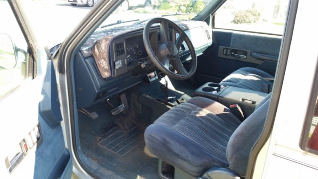 1985 Chevrolet Silverado 1500 Cab & Chassis