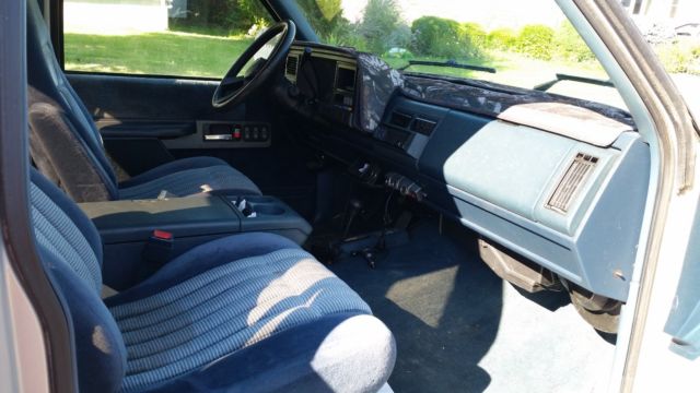 1985 Chevrolet Silverado 1500 Cab & Chassis
