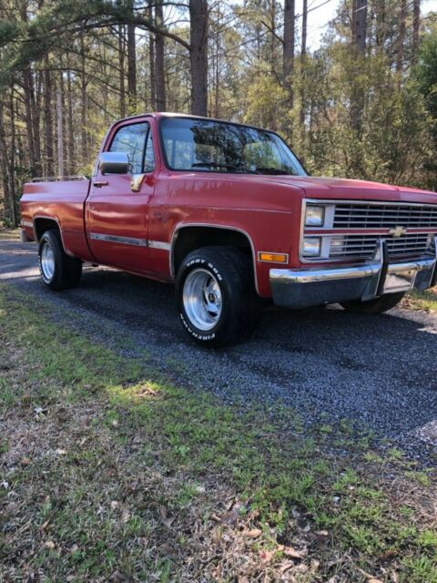 1984 Red Chevrolet Silverado 1500 Reg cab