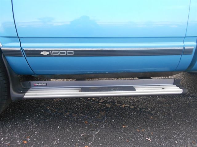 1993 Blue Chevrolet C/K Pickup 1500 REG CAB 4wd