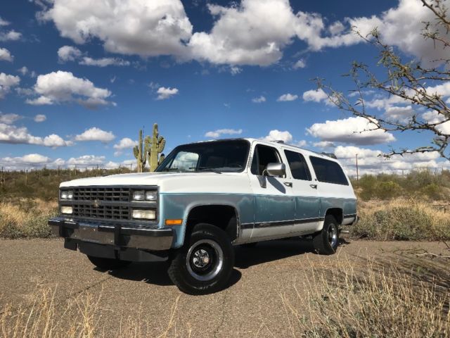 1991 White Chevrolet Suburban SUV