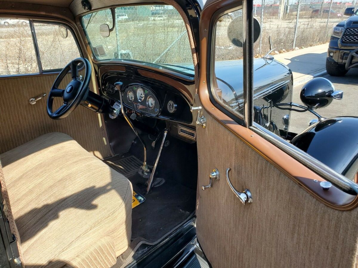 1935 Black Chevrolet Chevy 5 widow coupe Coupe