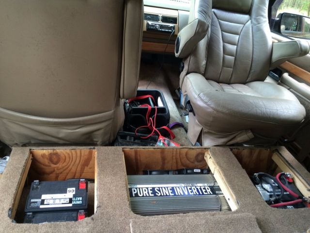 1994 Chevrolet Suburban Van Camper