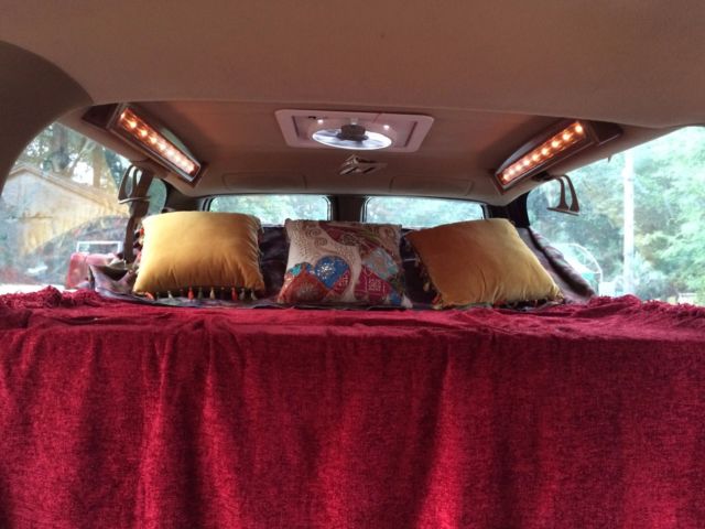 1994 Chevrolet Suburban Van Camper