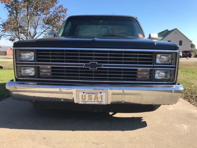 1984 Black Chevrolet C-10