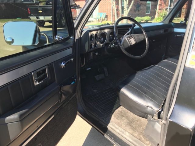 1984 Black Chevrolet C-10