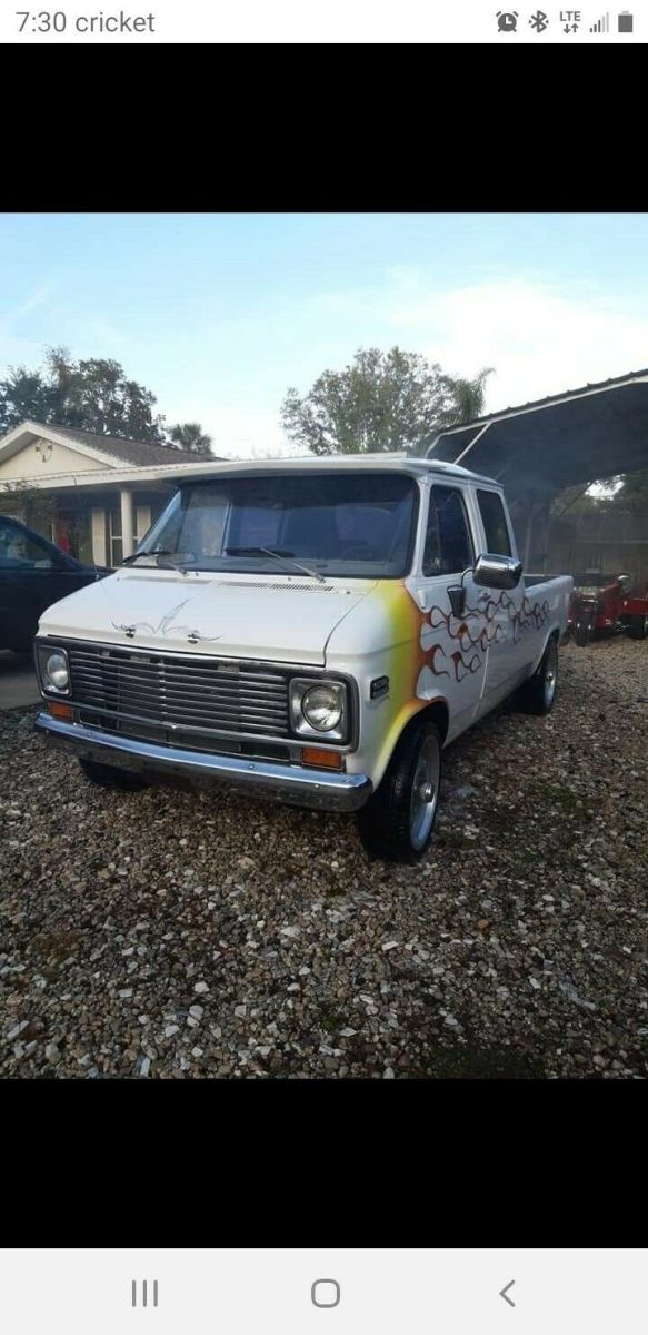 1972 Chevrolet G20 Van Extended Passenger Van