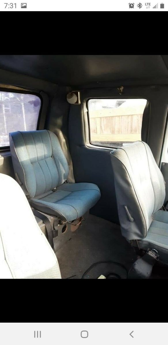 1972 Chevrolet G20 Van Extended Passenger Van