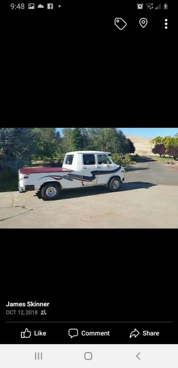 1972 Chevrolet G20 Van Extended Passenger Van