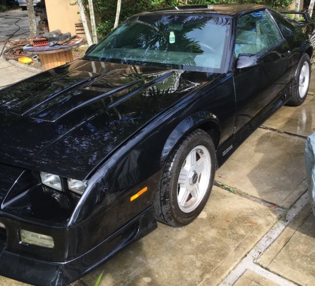 1991 White Chevrolet Camaro Hatchback