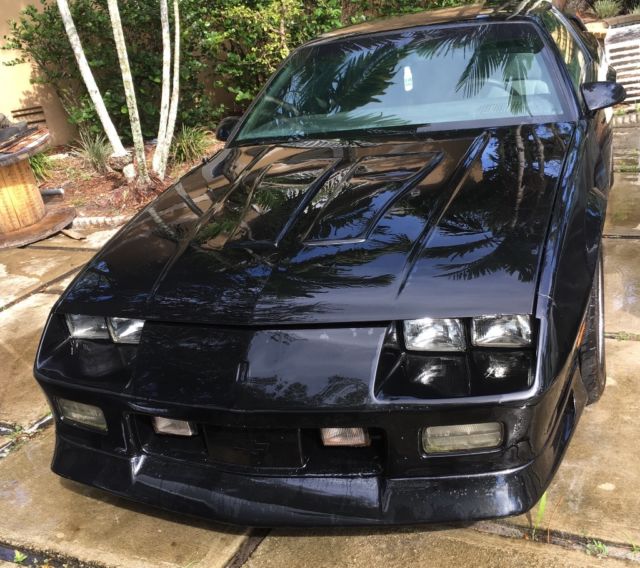 1991 White Chevrolet Camaro Hatchback
