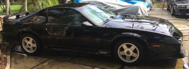 1991 White Chevrolet Camaro Hatchback