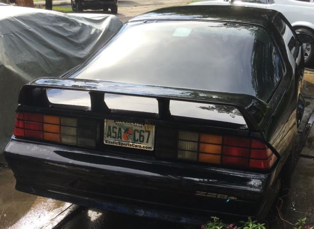 1991 White Chevrolet Camaro Hatchback