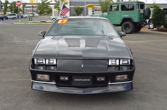 1987 Black Chevrolet Camaro Coupe