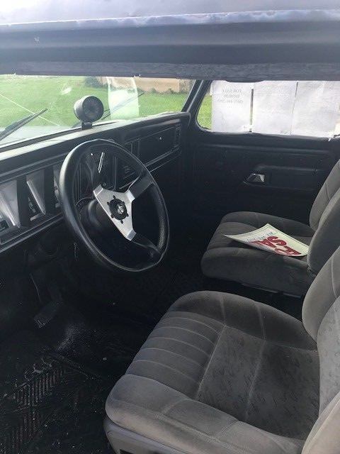 1977 Black Ford F-100 Cab & Chassis