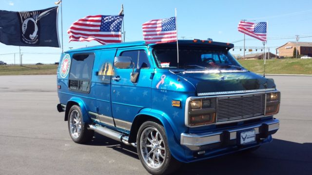 1992 Blue Chevrolet G20 Van