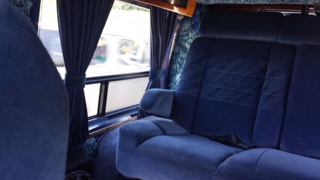 1992 Blue Chevrolet G20 Van