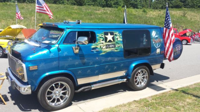 1992 Blue Chevrolet G20 Van