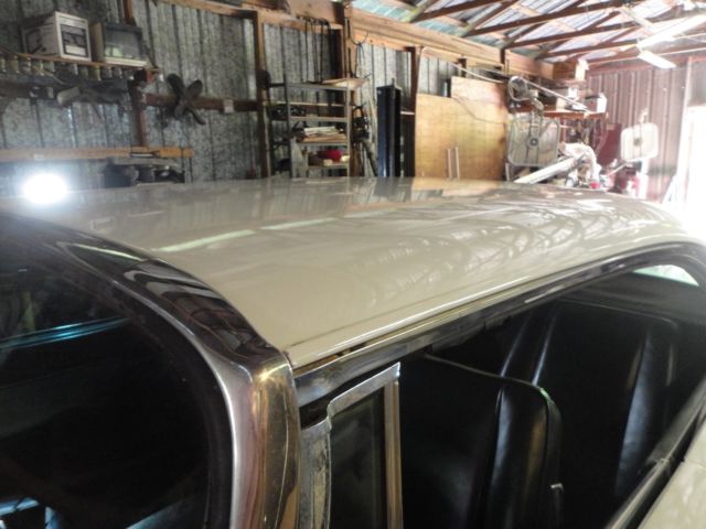 1961 White Chrysler 300 Series Coupe