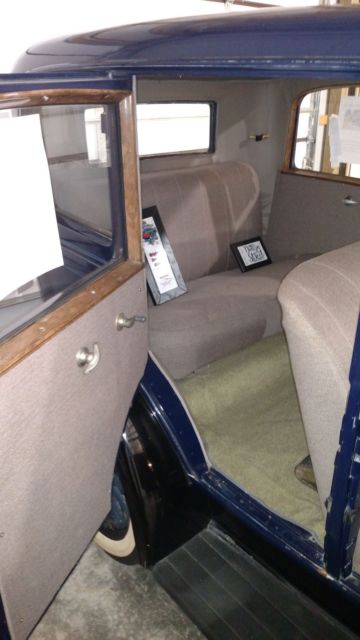 1930 Blue/black Chrysler Other Sedan