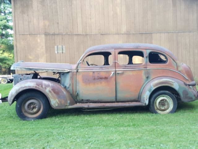 1937 Chrysler Other 4 door with suicide doors