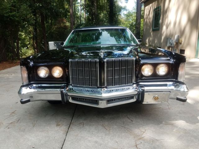 1978 Black Chrysler New Yorker Hardtop
