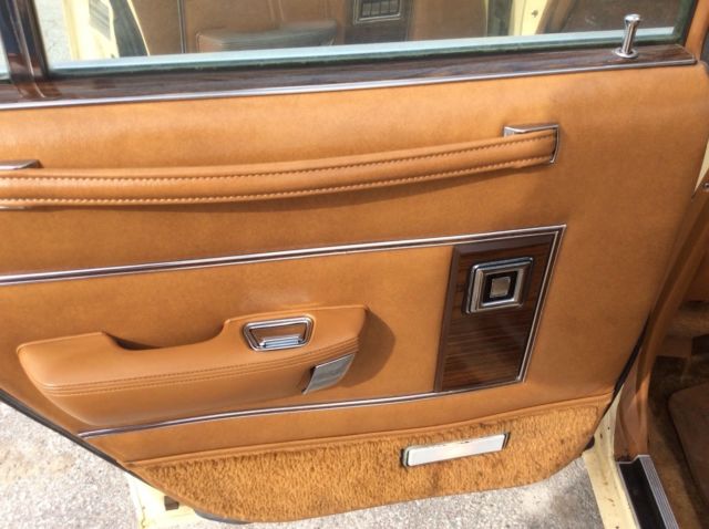 1978 Yellow Chrysler Town & Country Wagon