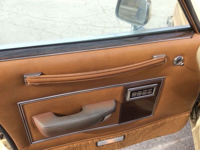 1978 Yellow Chrysler Town & Country Wagon