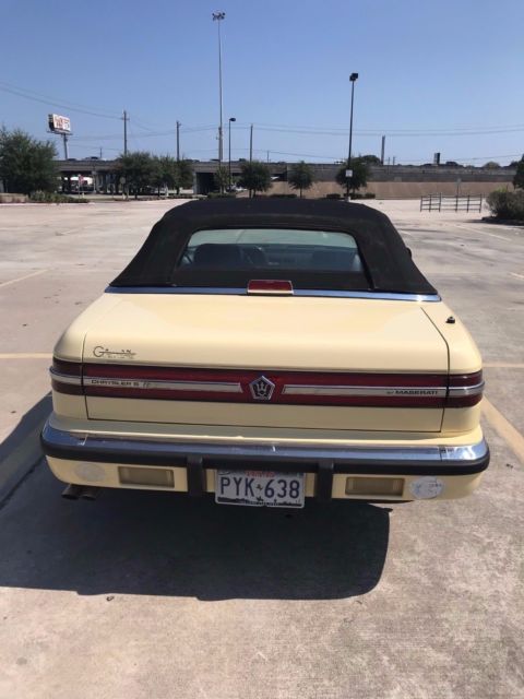1990 Yellow Chrysler Other Convertible