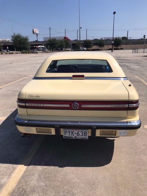 1990 Yellow Chrysler Other Convertible