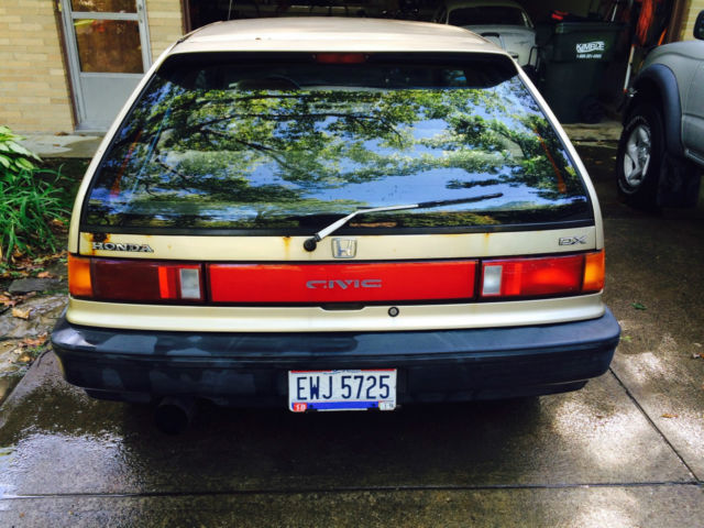 1988 gold Honda Civic Hatchback