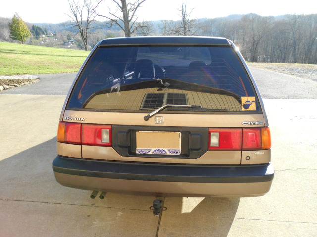 1991 Brown Honda Civic Wagon