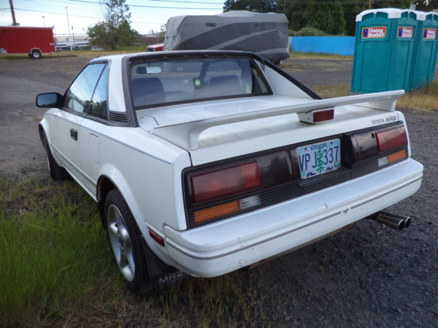 1987 White Toyota MR2 Coupe