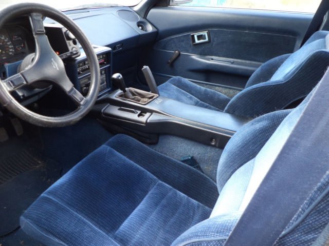 1987 White Toyota MR2 Coupe