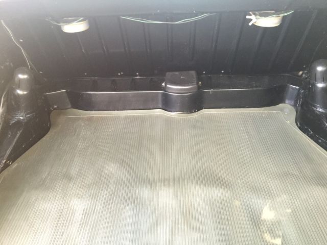 1967 White Mercedes-Benz 200-Series 4 dr