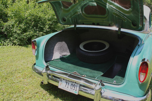 1954 Green Chevrolet Bel Air/150/210 Sedan